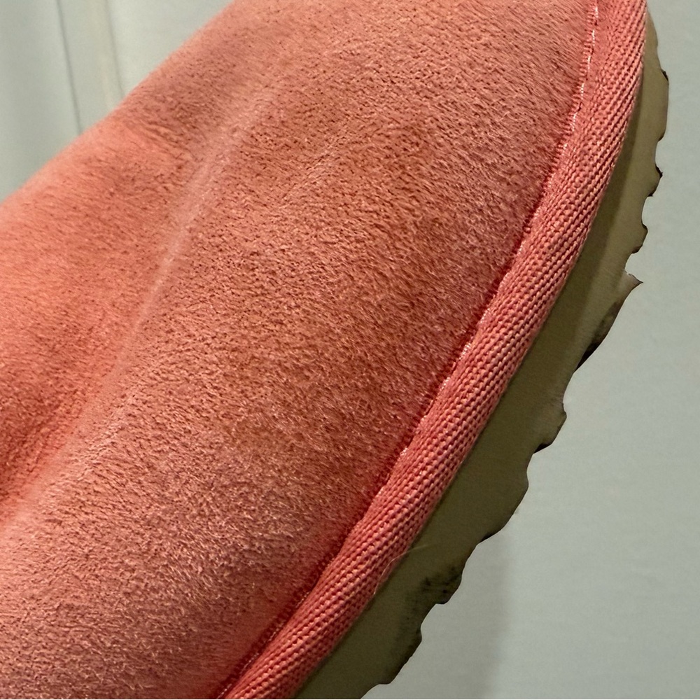 UGG classic short II women's leather boots in pink blossom colorway, size 7 - Picture 10 of 13